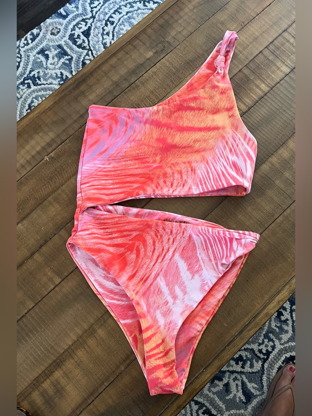 NWOT Skatie Swimsuit size M